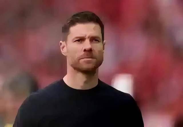 巴勃罗希望埃基蒂克考虑西甲，伯纳乌高层对阿隆索的标准太苛刻